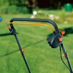 GARDENA EVC 1000 Verticuteermachine - Werkbreedte 30 Cm - Werkgebied 600m2 -Tuingereedschap Winkel 1200x1200 1003