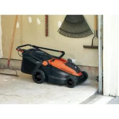 Black & Decker BLACK+DECKER CLM3825L2-QW Grasmaaier - 36V - 38cm - Incl. 2 Accu's & Lader -Tuingereedschap Winkel 1200x1200 1068