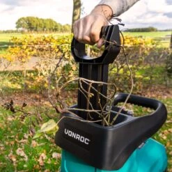 VONROC Stille Hakselaar/Shredder 2800W – Voor Takken Tot Ø45mm – Incl. 60L Opvangbak & Duwstok -Tuingereedschap Winkel 1200x1200 288