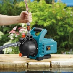 GARDENA - Classic Besproeiingspomp 3000/4 Compleet - Waterpomp - Incl. 3.5 M Aanzuigslang En 20 M Slang -Tuingereedschap Winkel 1200x1200 659