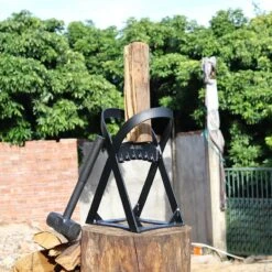 Lighted Lifestyle™| Houtklover Voor Aanmaakhout Incl. Kloofhamer - Houtsplijter - Houtkliever - Snel Haardhout - Gietijzer - Incl. Schroeven -Tuingereedschap Winkel 1200x1200 906