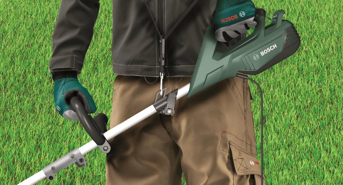 Bosch AFS 23-37 Bosmaaier - 950 W - Op Snoer - Incl. Mes En Draad 6 Bosch AFS 23-37 Bosmaaier - 950 W - Op Snoer - Incl. Mes En Draad - Afbeelding 4