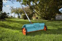 GARDENA Combisysteem Strooiwagen - 40 Cm Strooibreedte - Inhoud 3 Liter - Geschikt Voor 100m² -Tuingereedschap Winkel 1200x799 174