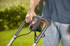 GARDENA - PowerMax™ 1200/32 0- Grasmaaier (gemotoriseerd) - Maaibreedte 32 Cm 20 GARDENA - PowerMax™ 1200/32 0- Grasmaaier (gemotoriseerd) - Maaibreedte 32 Cm -Tuingereedschap Winkel 1200x799 183