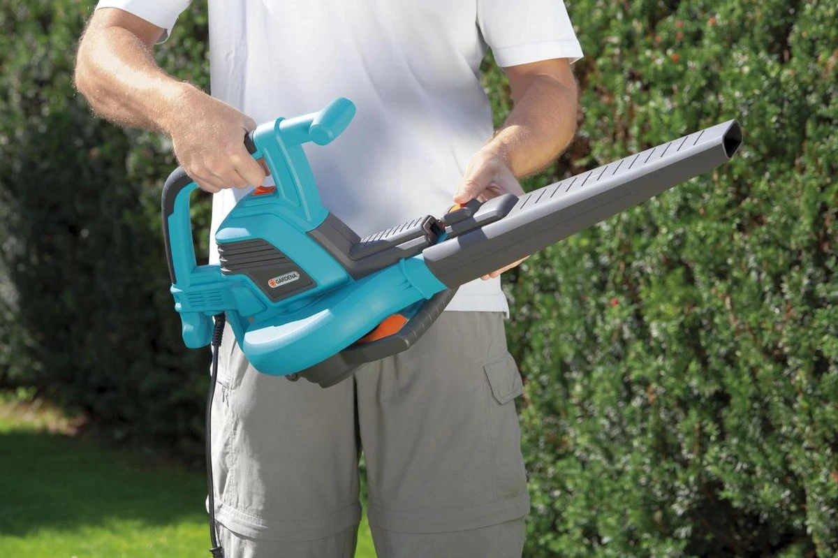 GARDENA ErgoJet 3000 Bladblazer - 3000W - Incl. 45l - Met Opvangzak 11 GARDENA ErgoJet 3000 Bladblazer - 3000W - Incl. 45l - Met Opvangzak - Afbeelding 9