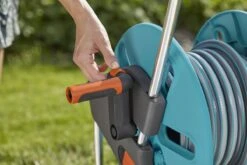 GARDENA - AquaRoll M CleverRoll Easy Slangenwagen - Maximaal 60 Meter - Inklapbare Zwengel -Tuingereedschap Winkel 1200x800 158