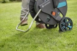 GARDENA - AquaRoll L CleverRoll L Easy Set Slangenwagen - Maximaal 50 Meter - Verstelbare Handgreep -Tuingereedschap Winkel 1200x800 169