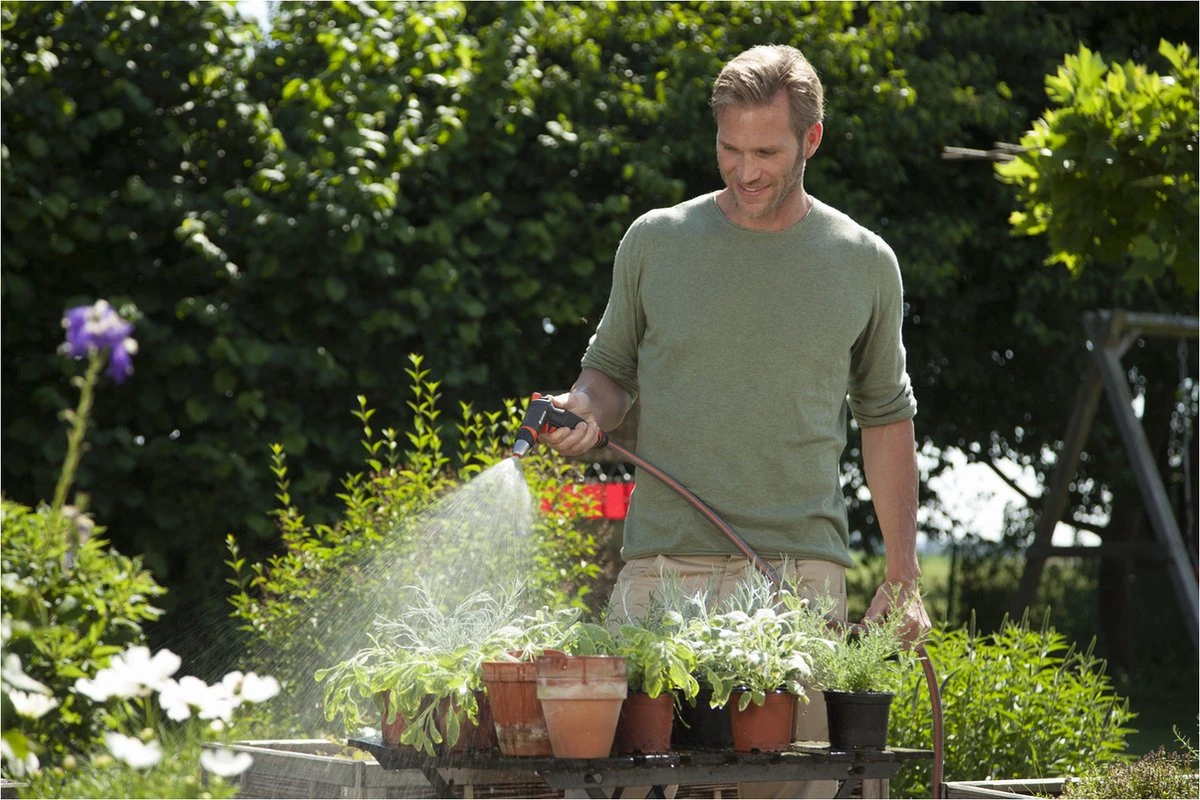 GARDENA - Premium Reinigingssproeier Spuitpistool - Metaal - Voor Reiniging En Bewatering 8 GARDENA - Premium Reinigingssproeier Spuitpistool - Metaal - Voor Reiniging En Bewatering - Afbeelding 6