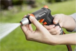 GARDENA - Premium Reinigingssproeier Spuitpistool - Metaal - Voor Reiniging En Bewatering 29 GARDENA - Premium Reinigingssproeier Spuitpistool - Metaal - Voor Reiniging En Bewatering -Tuingereedschap Winkel 1200x800 211