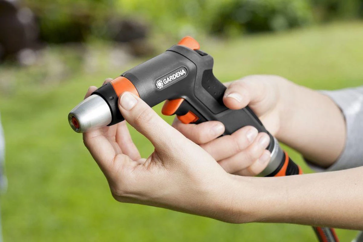GARDENA - Premium Reinigingssproeier Spuitpistool - Metaal - Voor Reiniging En Bewatering 16 GARDENA - Premium Reinigingssproeier Spuitpistool - Metaal - Voor Reiniging En Bewatering - Afbeelding 14
