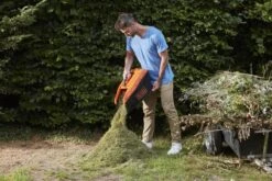 Black & Decker BLACK+DECKER BCMW3318L2-QW Grasmaaier - 18V - 33cm - Incl. 2 Accu's En Lader -Tuingereedschap Winkel 1200x800 312