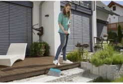GARDENA Combisystem Terrasbezem - Breedte 32cm - Geadviseerde Steellengte 130cm -Tuingereedschap Winkel 1200x822 1