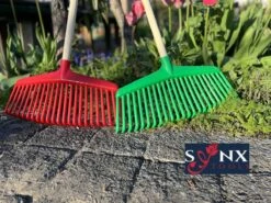 Synx Tools Gazonhark Bladhark 23 Tanden Hark - Harken - Grashark- Gazon - Kunststof Blauw/groen -Met Steel 120cm 10 Synx Tools Gazonhark Bladhark 23 Tanden Hark - Harken - Grashark- Gazon - Kunststof Blauw/groen -Met Steel 120cm -Tuingereedschap Winkel 1200x899 8