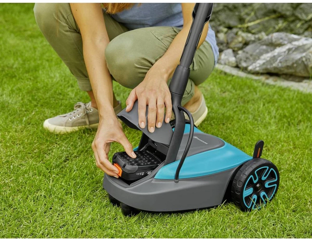 GARDENA - Grasmaaier - HandyMower - 22/18V P4A Solo (Zonder Accu) 20 GARDENA - Grasmaaier - HandyMower - 22/18V P4A Solo (Zonder Accu) - Afbeelding 18