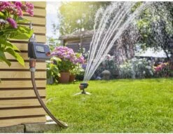 GARDENA - Select Computer Besproeiingscomputer - 3 Besproeiingen Per Dag -Tuingereedschap Winkel 1200x928 1