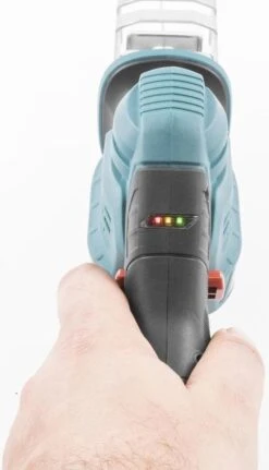 Güde Universele Accu Takkenzaag UAS 12V | 2700 1/min | 1,39 Kg | Universeel Hand Reciprozaag | 2Ah 9 Güde Universele Accu Takkenzaag UAS 12V | 2700 1/min | 1,39 Kg | Universeel Hand Reciprozaag | 2Ah -Tuingereedschap Winkel 687x1200