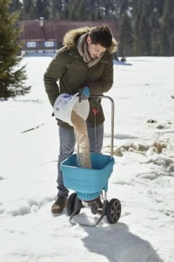 GARDENA Strooiwagen XL Strooikar - 800m2 - 18 Liter 15 GARDENA Strooiwagen XL Strooikar - 800m2 - 18 Liter -Tuingereedschap Winkel 799x1200 72